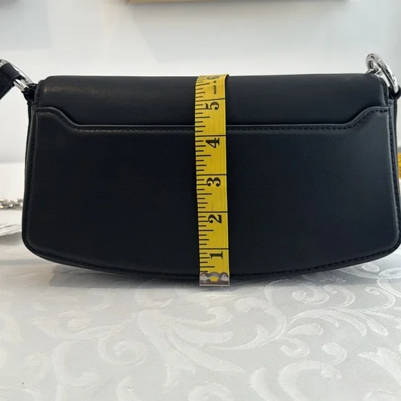 Marc Jacobs Shoulder Bag - Picture 10 of 15